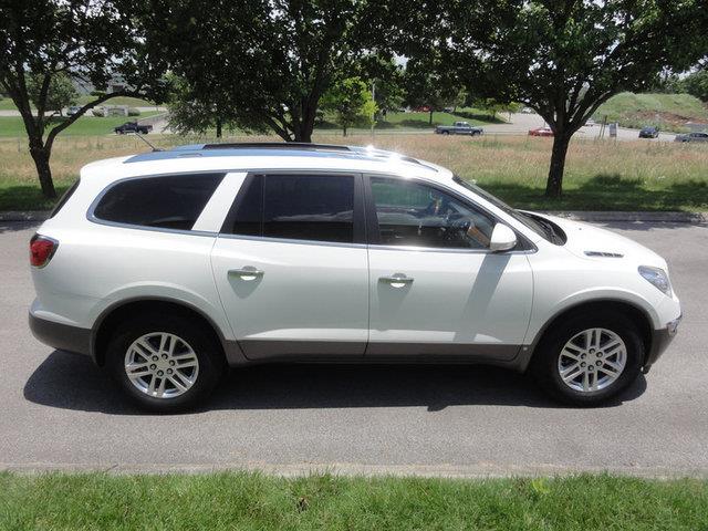 Buick Enclave 2008 photo 3