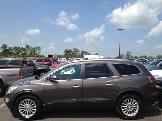 Buick Enclave 2008 photo 1