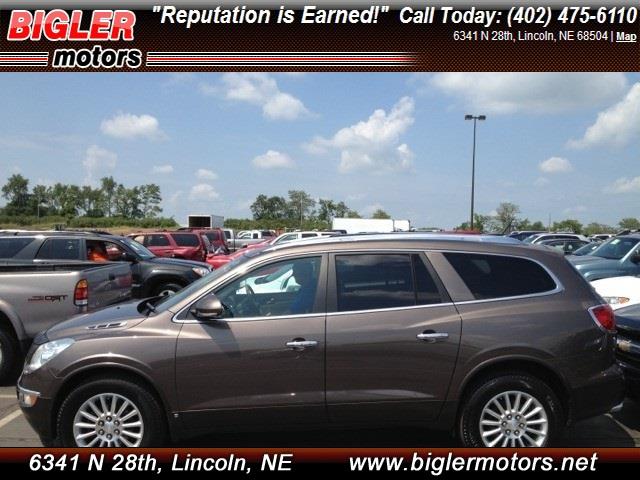 Buick Enclave 2008 photo 2