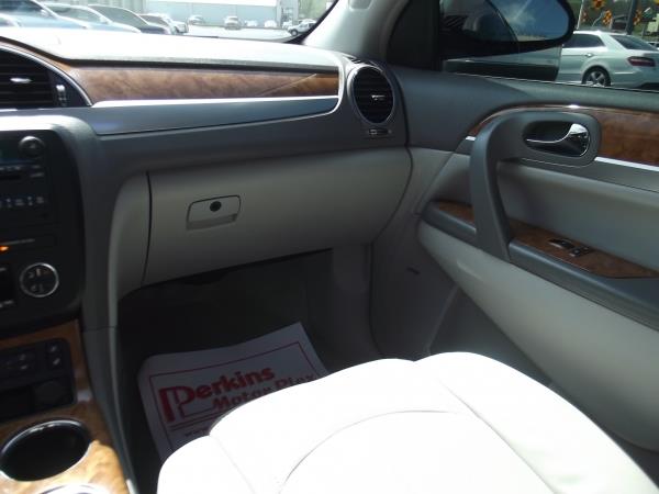 Buick Enclave 2008 photo 11