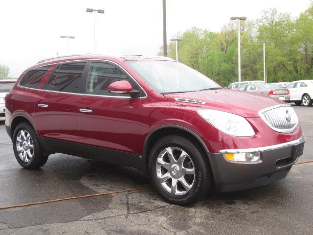 Buick Enclave 2008 photo 2