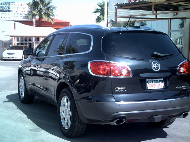 Buick Enclave 2008 photo 2