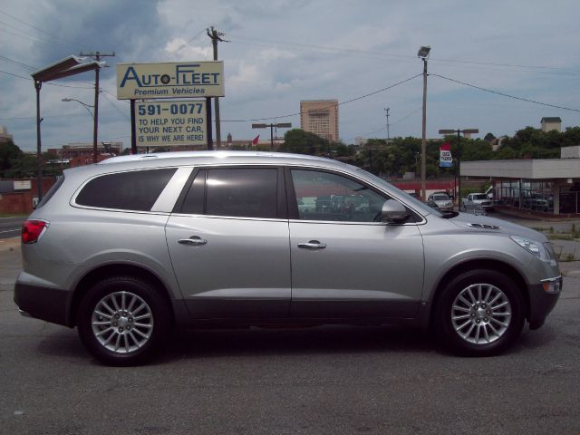 Buick Enclave 2008 photo 3