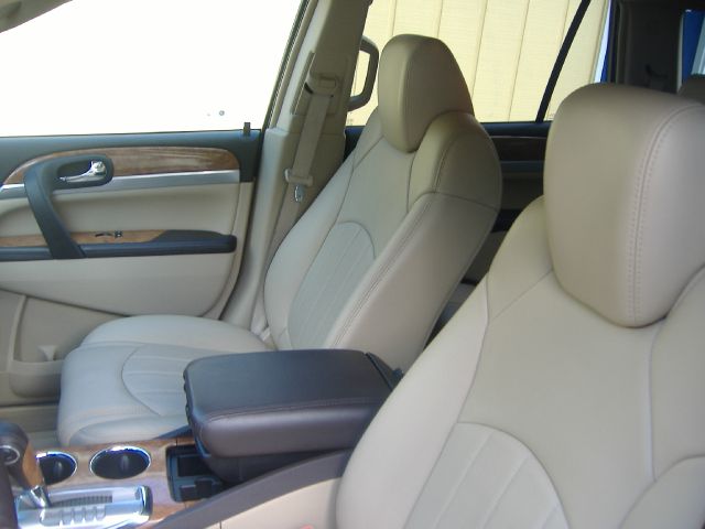 Buick Enclave 2008 photo 10