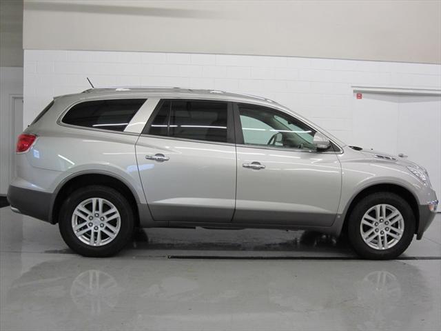 Buick Enclave 2008 photo 1