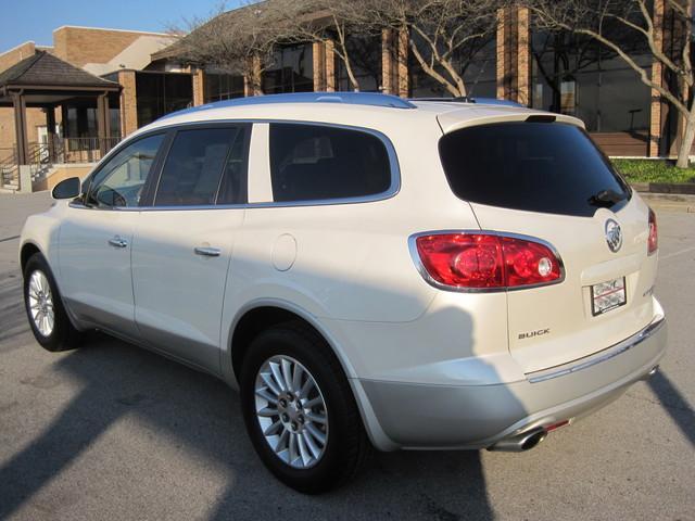 Buick Enclave 2008 photo 4