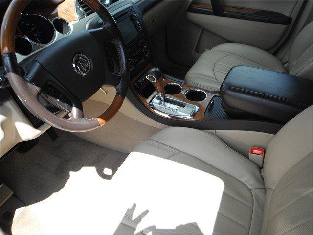 Buick Enclave 2008 photo 1