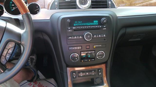 Buick Enclave 2008 photo 2