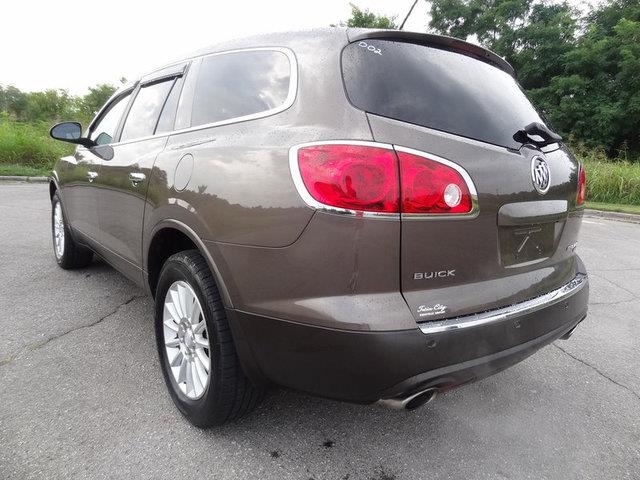 Buick Enclave 2009 photo 2