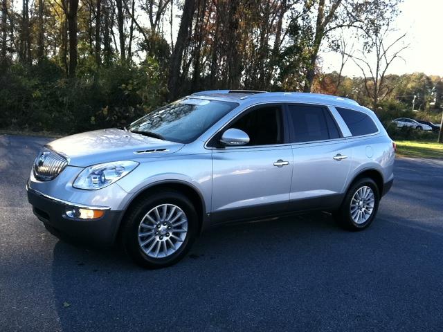 Buick Enclave 2009 photo 1