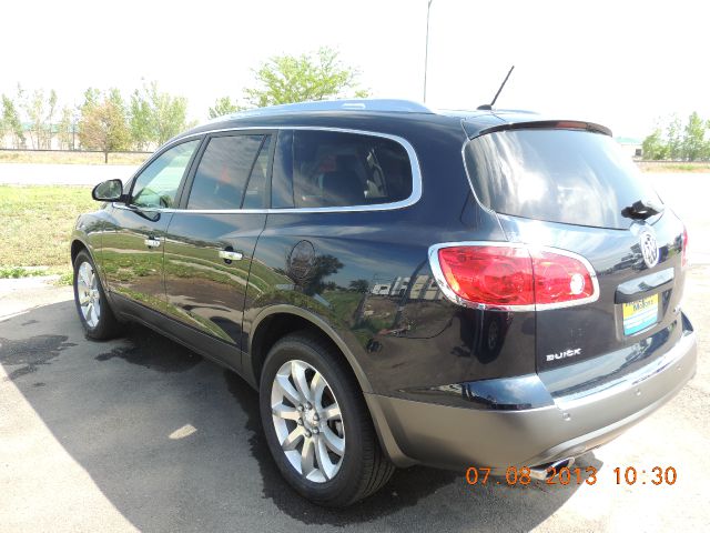 Buick Enclave 2009 photo 2