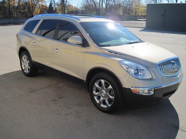 Buick Enclave 2009 photo 1