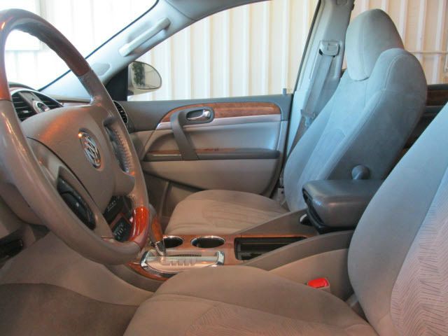 Buick Enclave 2009 photo 1