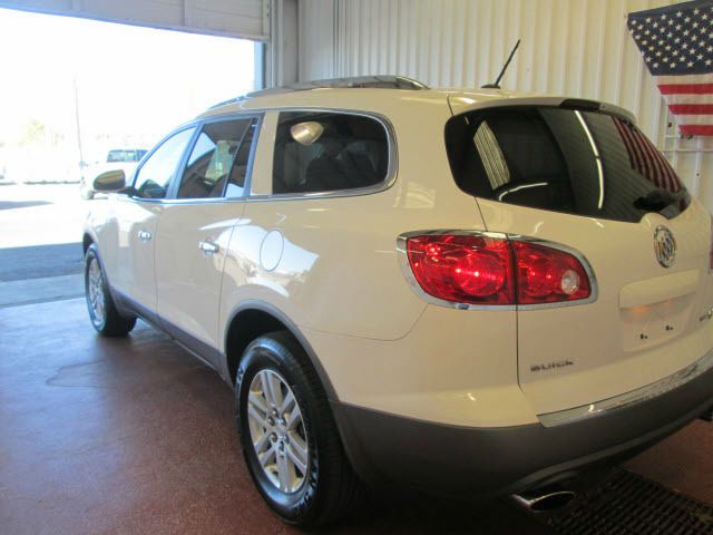 Buick Enclave 2009 photo 2