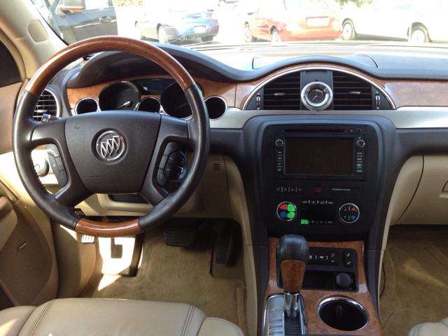 Buick Enclave 2009 photo 2