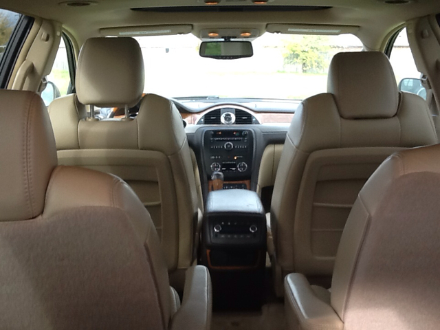 Buick Enclave 2009 photo 2