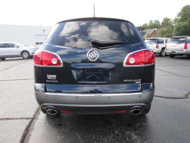 Buick Enclave 2009 photo 2