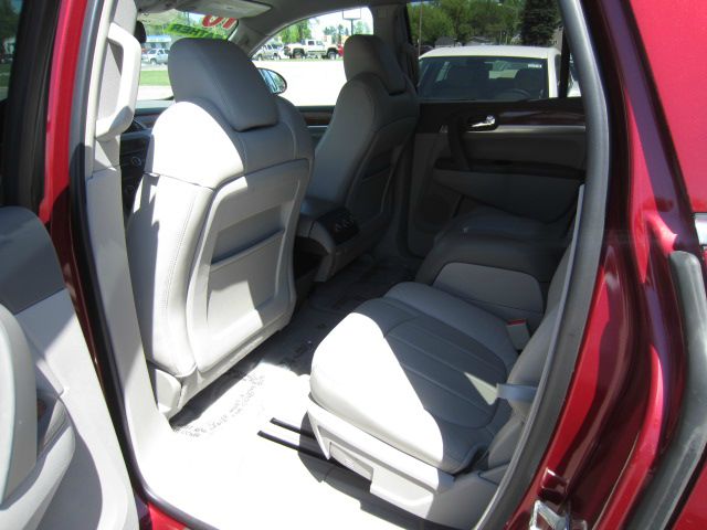 Buick Enclave 2010 photo 1