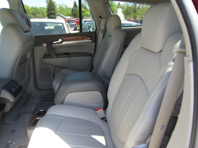 Buick Enclave 2010 photo 10