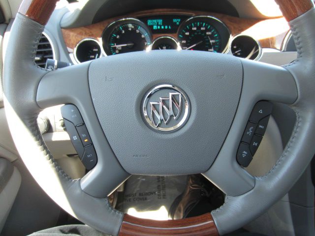 Buick Enclave 2010 photo 21