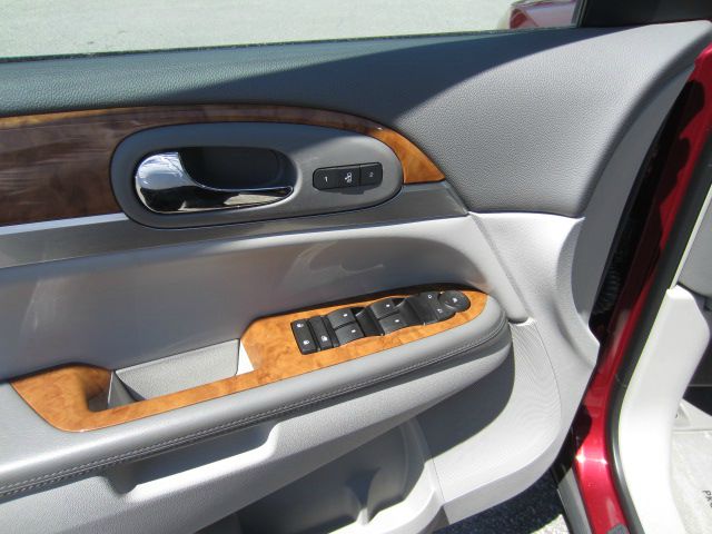 Buick Enclave 2010 photo 27