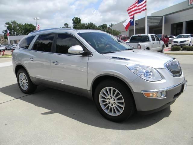 Buick Enclave 2010 photo 1