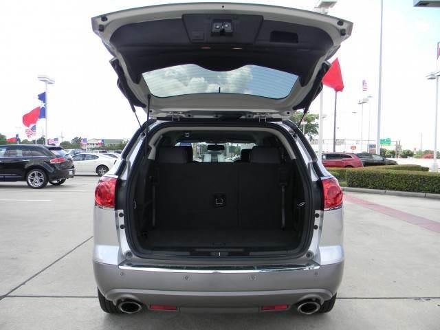 Buick Enclave 2010 photo 11