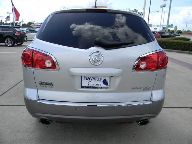 Buick Enclave 2010 photo 12