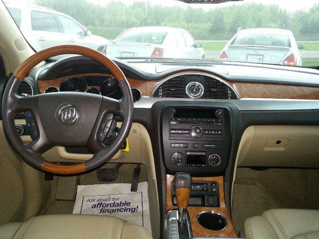 Buick Enclave 2010 photo 18