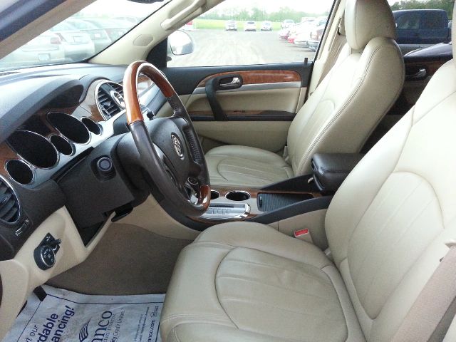 Buick Enclave 2010 photo 19