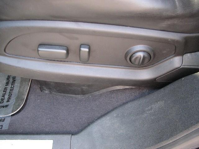 Buick Enclave 2010 photo 14