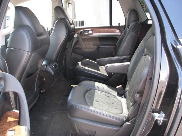 Buick Enclave 2010 photo 21