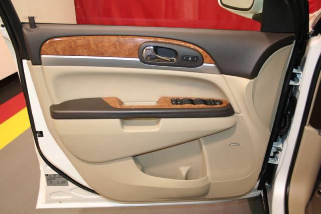 Buick Enclave 2010 photo 12