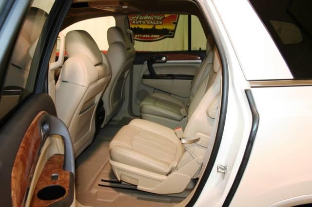 Buick Enclave 2010 photo 26