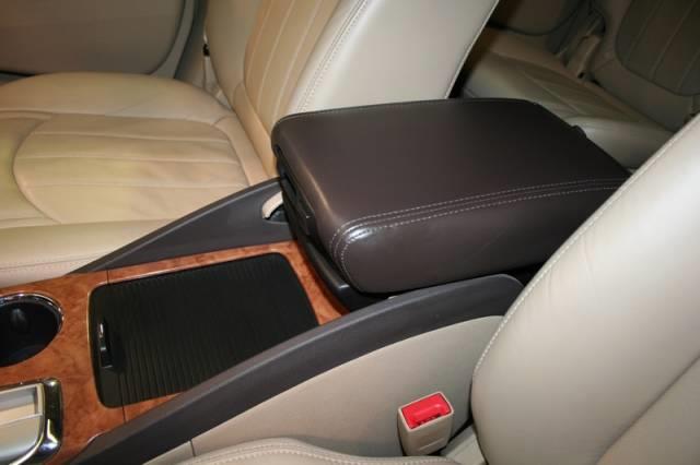 Buick Enclave 2010 photo 27