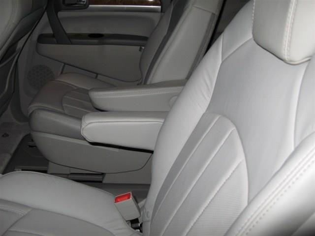 Buick Enclave 2010 photo 19