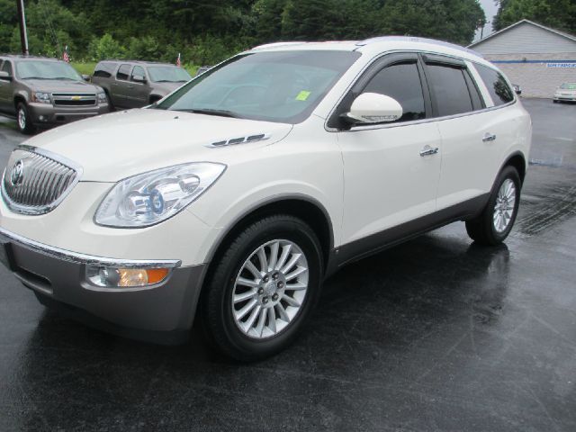 Buick Enclave 2010 photo 2