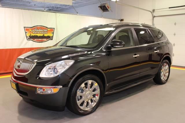 Buick Enclave 2010 photo 1