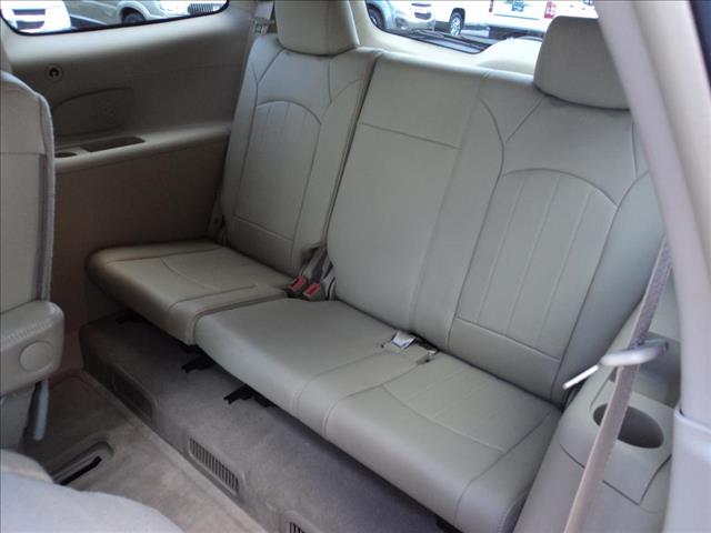 Buick Enclave 2010 photo 14