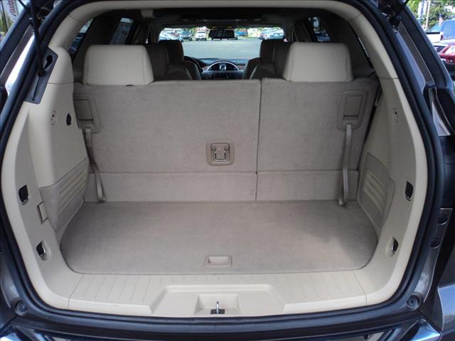 Buick Enclave 2010 photo 16