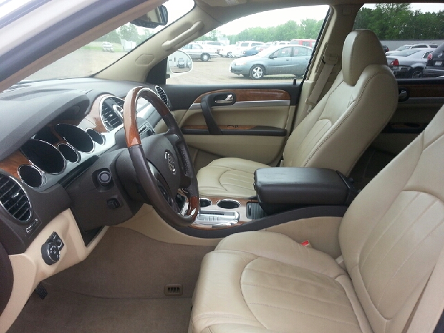 Buick Enclave 2010 photo 3