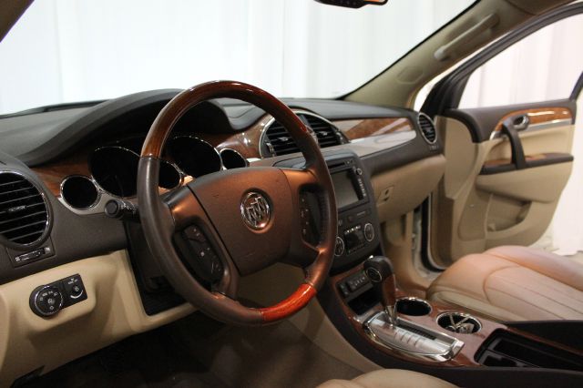 Buick Enclave 2010 photo 3