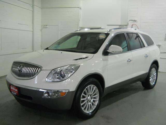 Buick Enclave 2010 photo 1