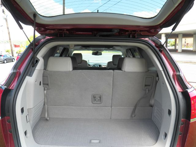 Buick Enclave 2010 photo 24