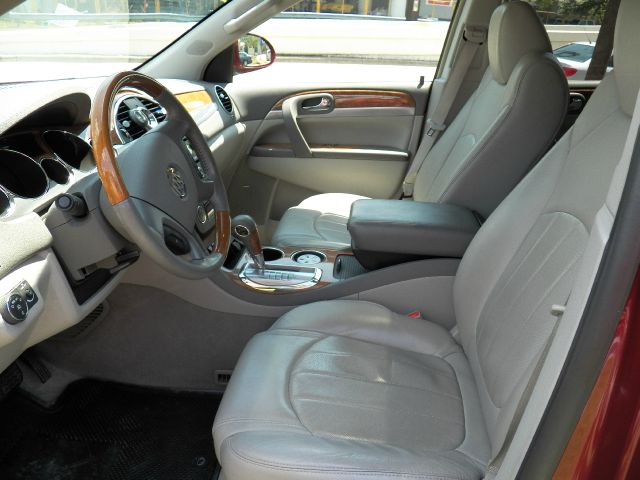 Buick Enclave 2010 photo 3