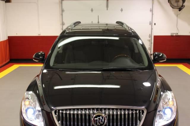 Buick Enclave 2010 photo 10