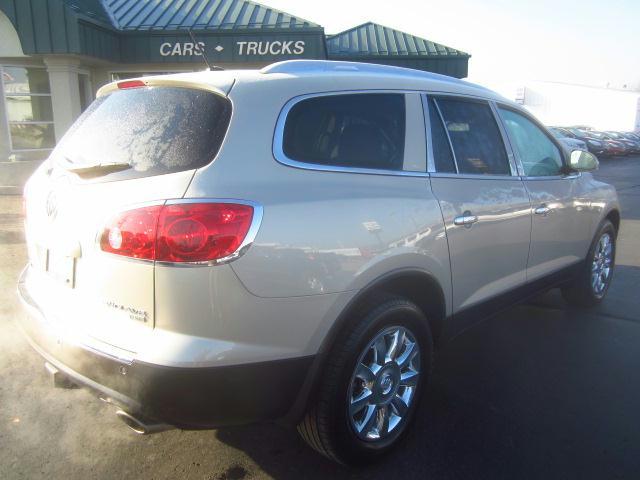 Buick Enclave 2011 photo 3