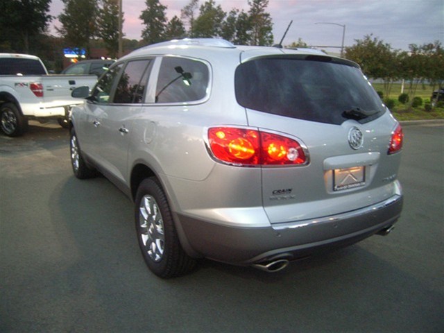 Buick Enclave 2011 photo 5