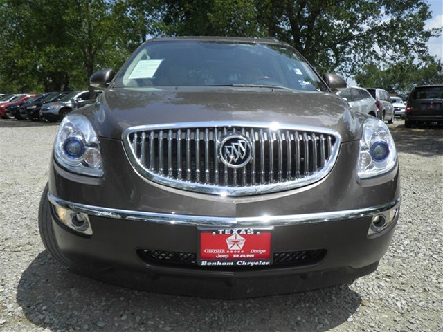 Buick Enclave 2011 photo 1