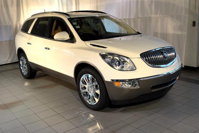 Buick Enclave 2011 photo 4